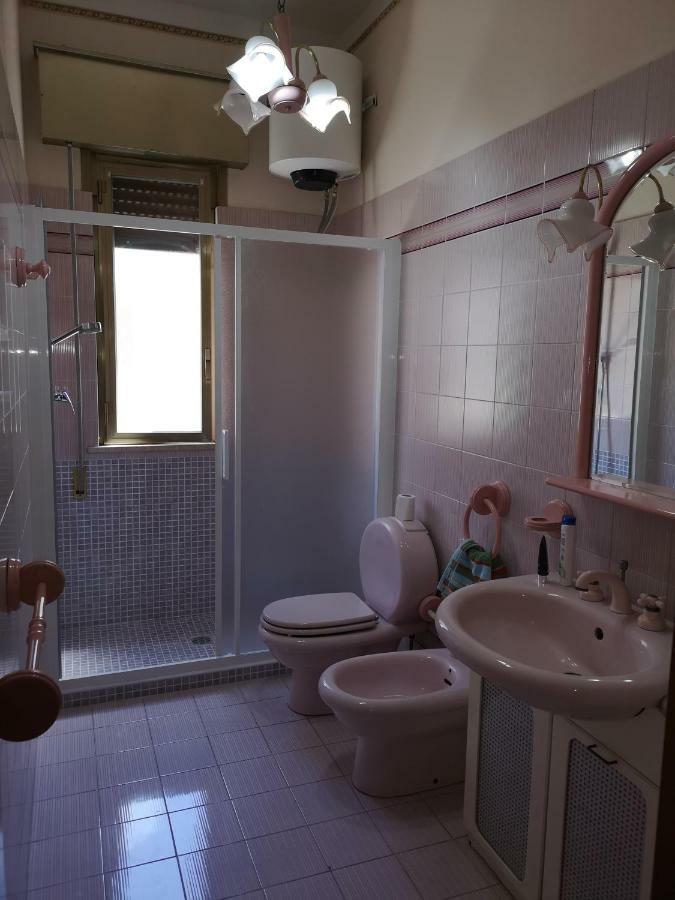 Seacentre Apartment 2 아볼라 외부 사진