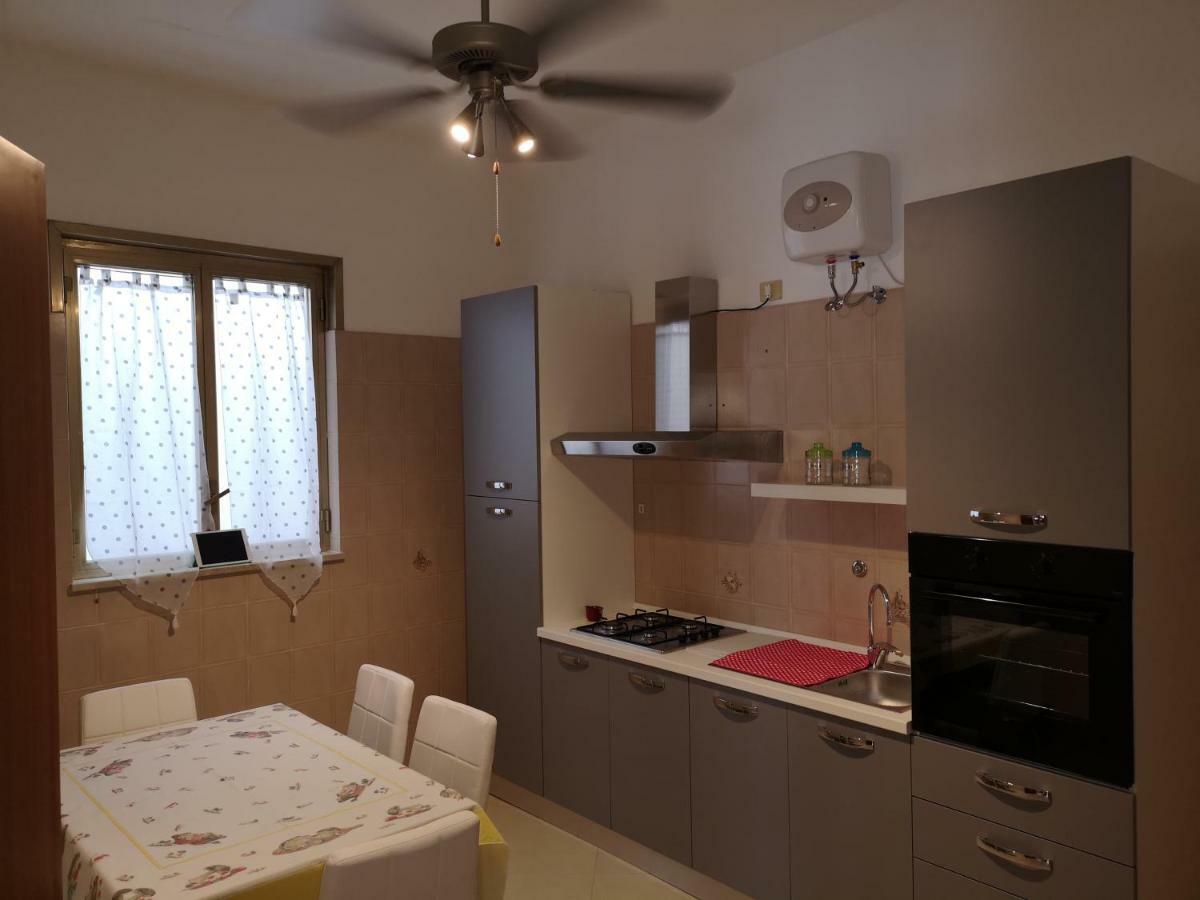 Seacentre Apartment 2 아볼라 외부 사진